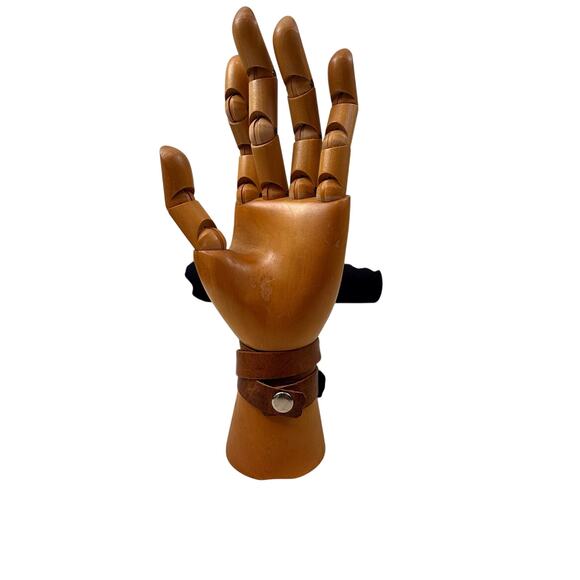 Turquoise Howlite and Leather Wrap Bracelet Artist Handmade Snap Closure - Picture 15 of 16